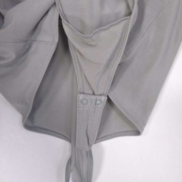 Aritzia Wilfred Women's Bodysuit LARGE Gray Long Sleeve Turtleneck Tencel Stretc - Picture 6 of 8